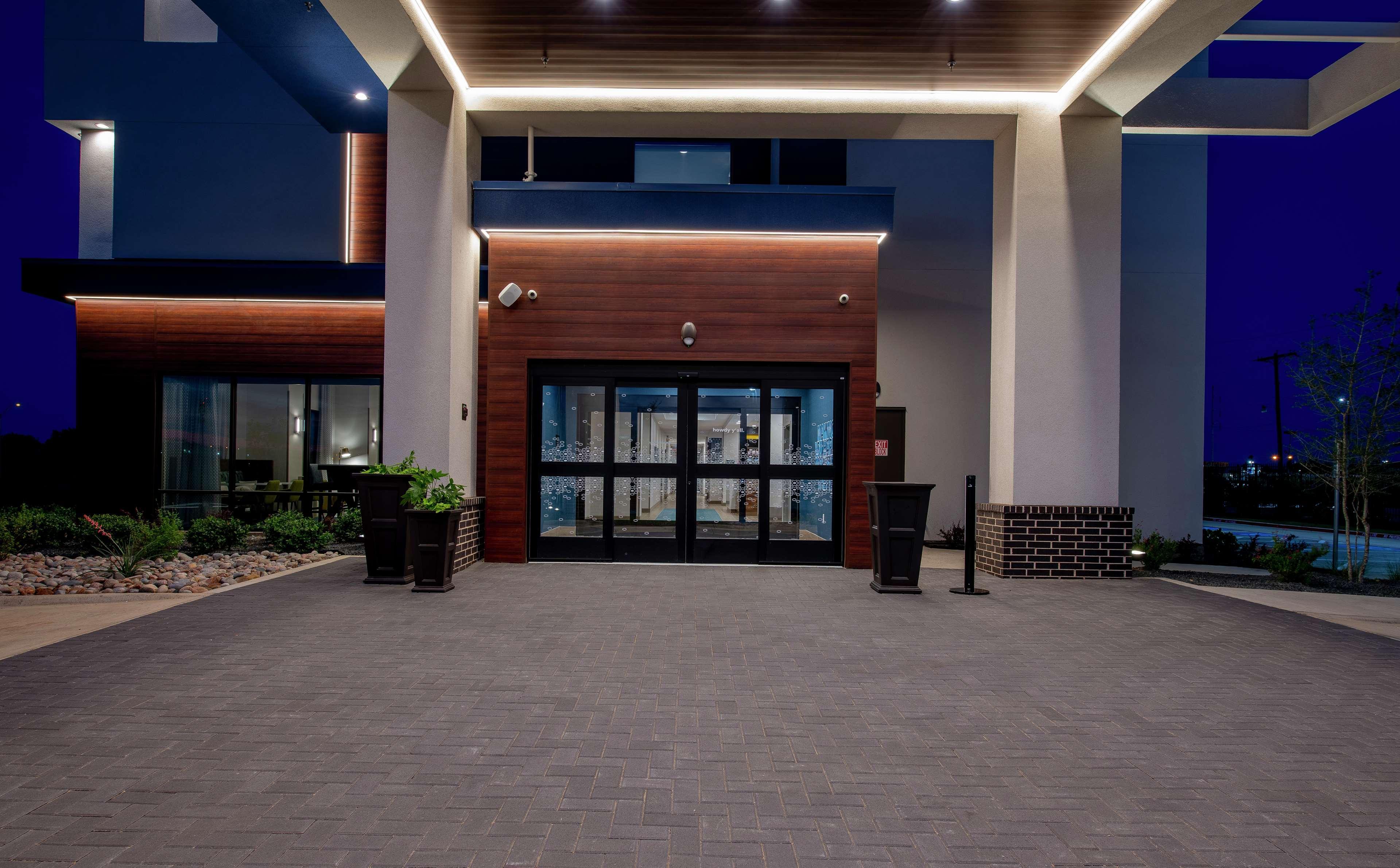 Hampton Inn & Suites Duncanville Dallas, Tx Exterior photo